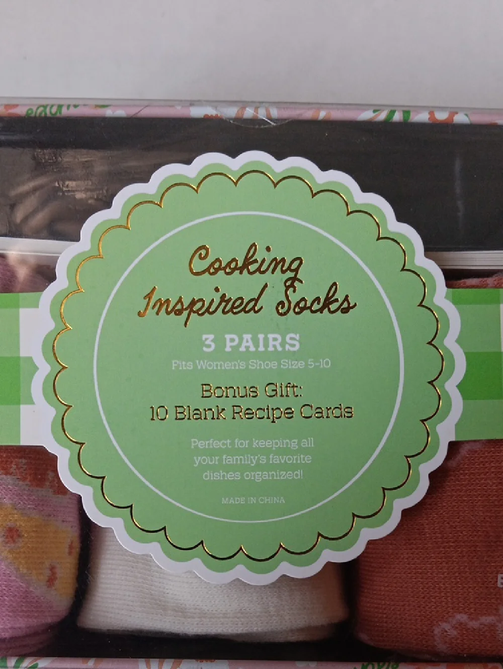 COOKING INSPIRED SOCKS - 3 PAIR GIFT SET (PINK, CREAM, BROWN) BLANK RECIPE CARDS